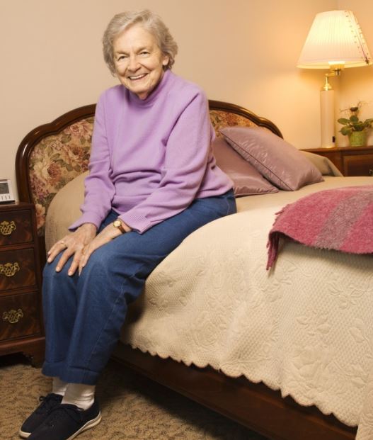 12 bedroom safety tips for seniors | easy rest